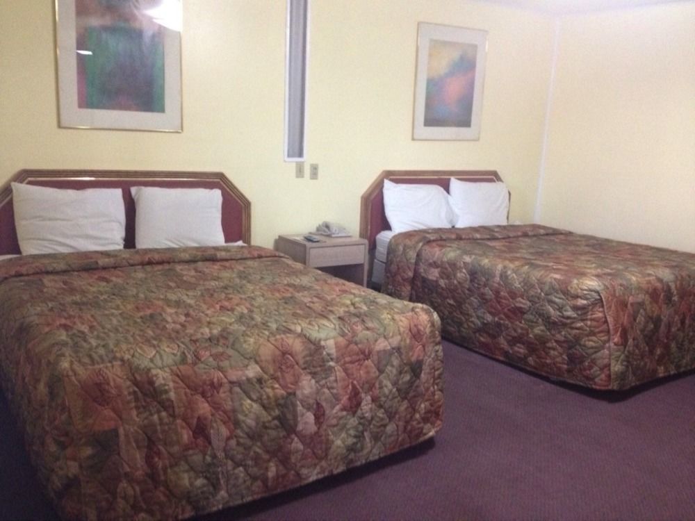 Travel Motel רטון מראה חיצוני תמונה