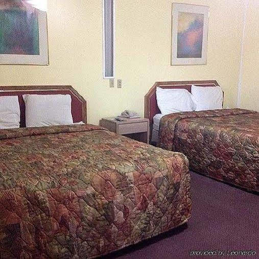 Travel Motel רטון מראה חיצוני תמונה